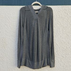 Athleta olive green lightweight wool-blend hooded pullover XL